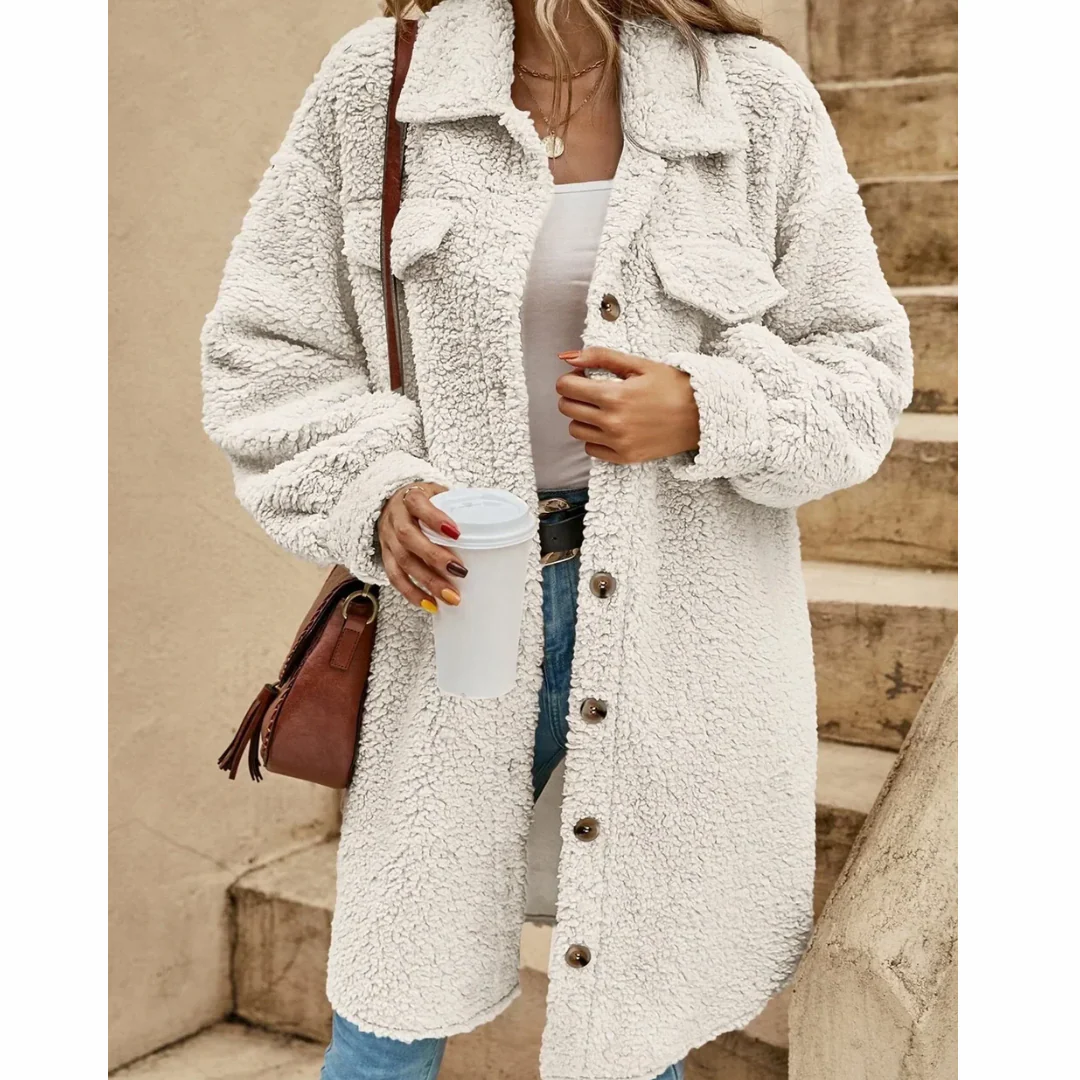 Dam långkappa – Oversized passform – Mjuk textur – Knappar – Bröstfickor