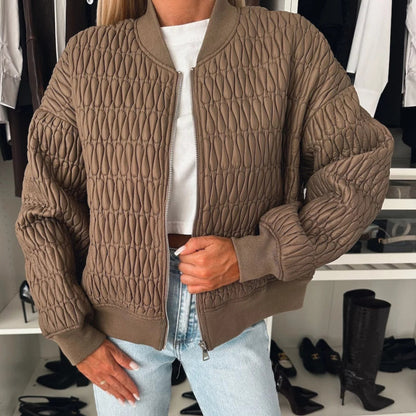 Damjacka – Quiltad – Kort Modell – Ribbad Krage och Muddar – Dragkedja