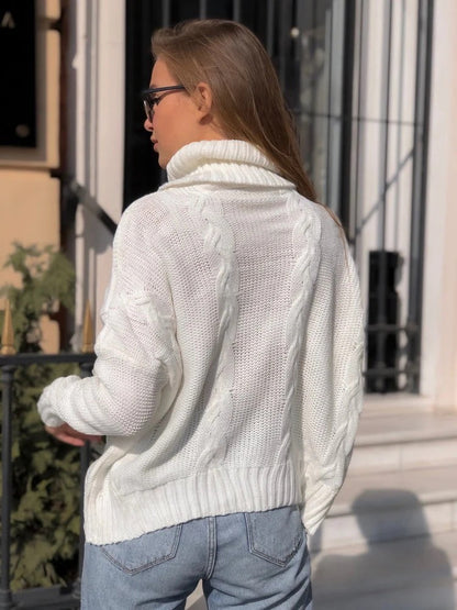 Damtröja – Ullblandning – Avslappnad Passform – Kabelstickad – Polokrage