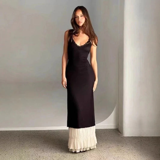 Damklänning maxi – Slim fit – Spetsdetaljer – Volangkant – Ärmlös elegant stil