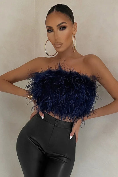 Damtop utan axelband – Fjädertextur – Figurnära passform