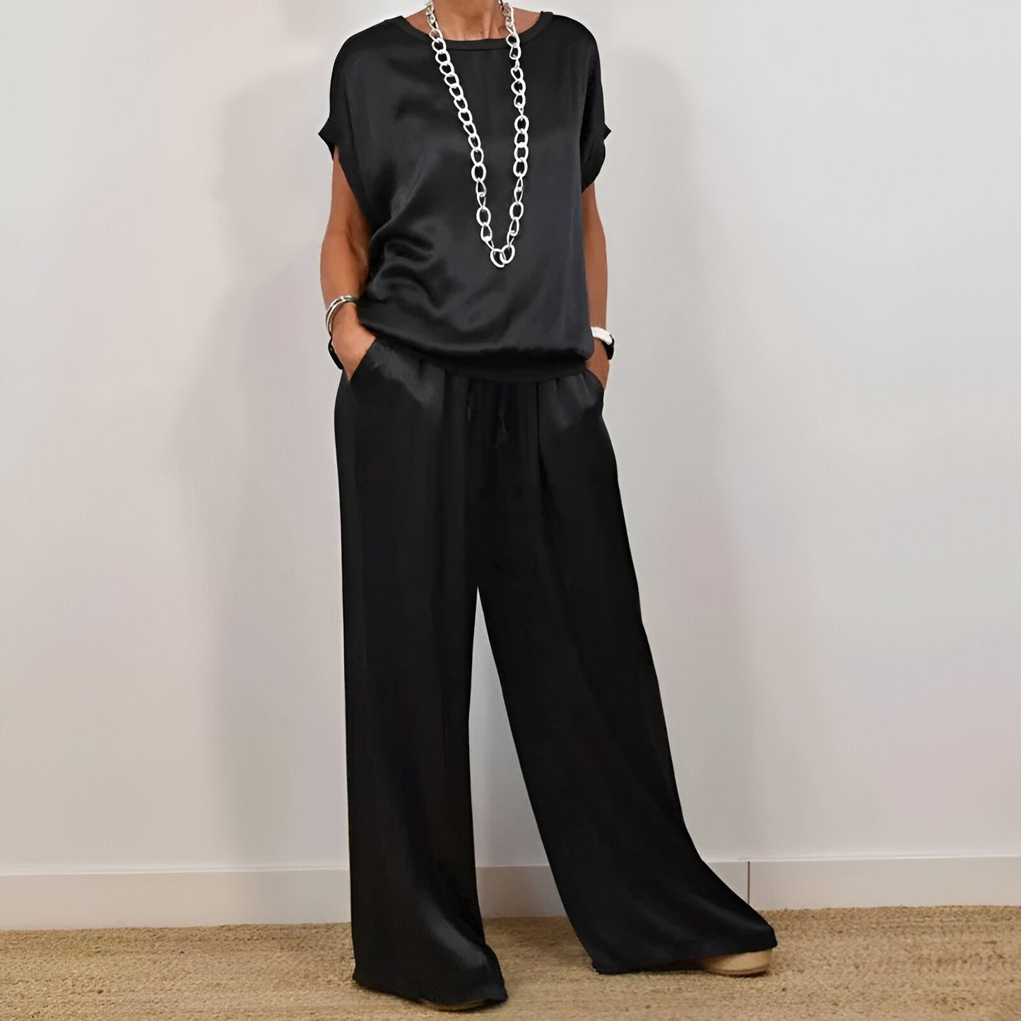 Damset – Avslappnad Passform – Vida Byxor – Dragsko i Midjan – Mjuk Andningsbar Textil