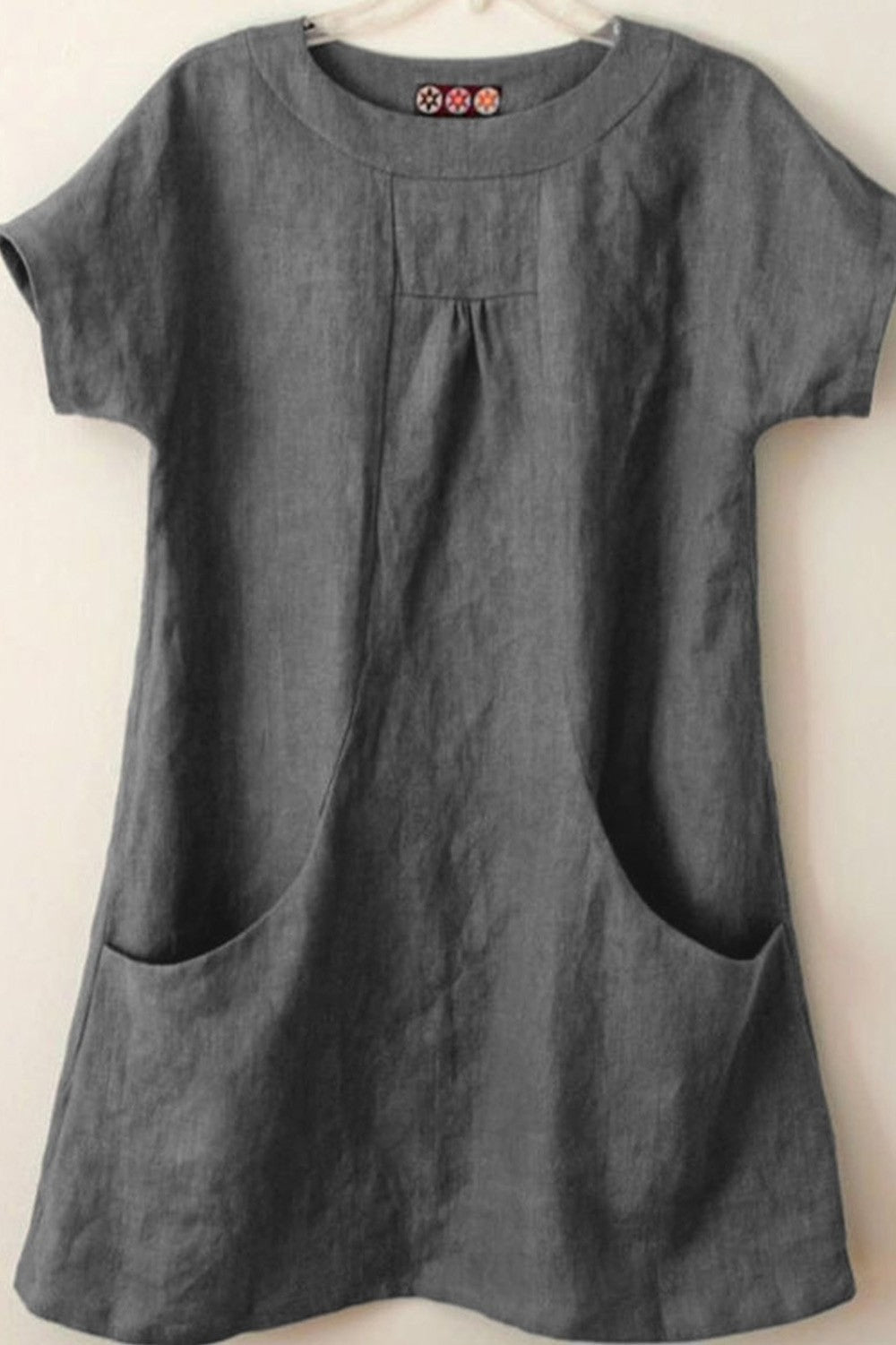 Damklänning – Avslappnad Passform – Naturliga Fibrer – Kort Ärm – Framfickor