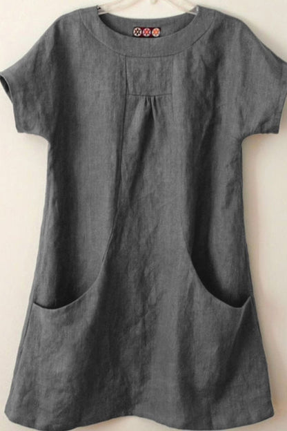 Damklänning – Avslappnad Passform – Naturliga Fibrer – Kort Ärm – Framfickor