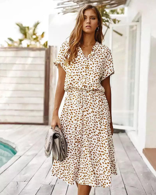Anais - Elegant klänning med leopardmönster